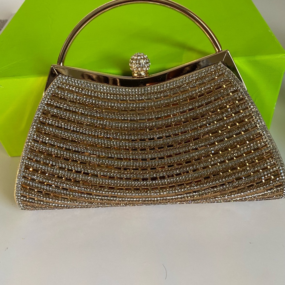 Small Gold and Rhinestone snap closure top handle bag with detachable gold chain - Picture 4 of 6